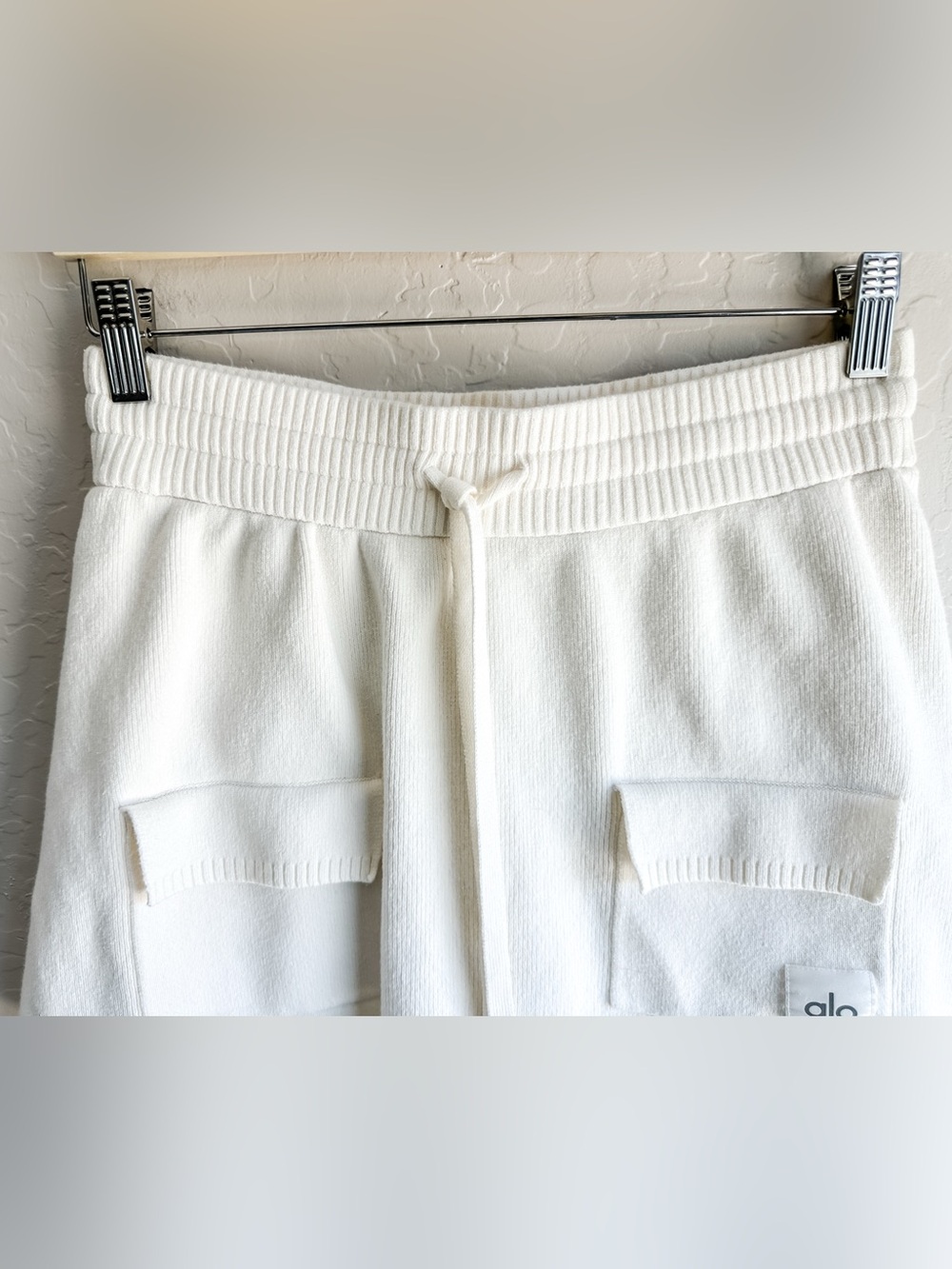 ALO Yoga Scholar Knit Cargo Skirt Skort Ivory Women’s - Size Medium - Picture 8 of 10